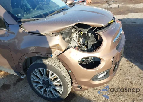 2018 Fiat 500X Lounge Fwd из США, поврежденный, VIN ZFBCFXDB9JP637366